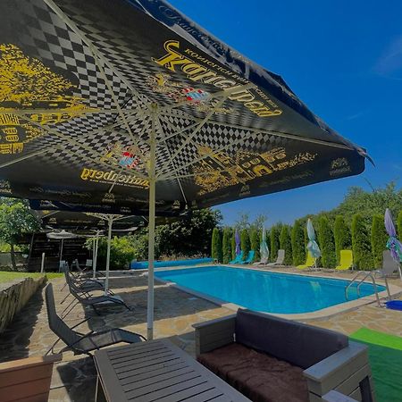 Bachvarovi Villas Trjavna Exteriör bild