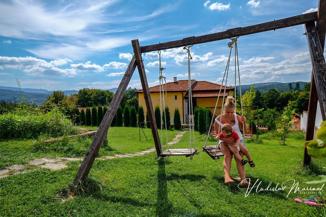 Bachvarovi Villas Trjavna Exteriör bild